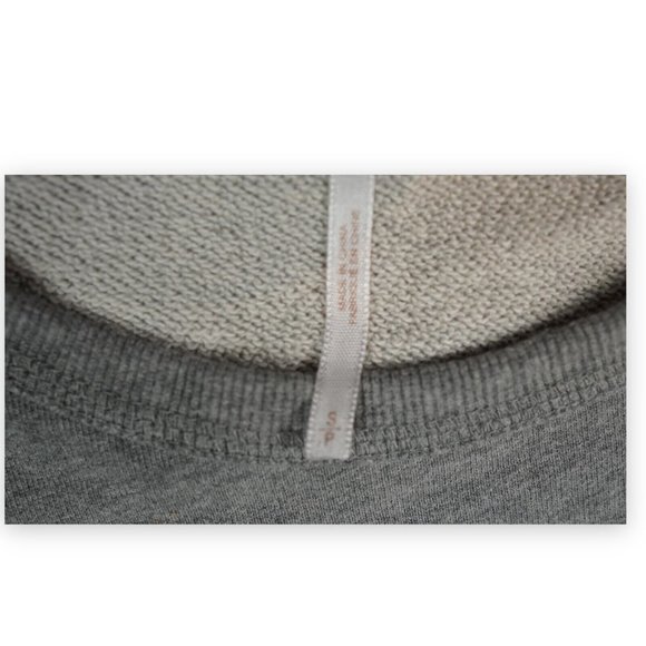 Free People Sweater Top Small Grey Cold Shoulder Pullover Embroidered 18 - Picture 7 of 9